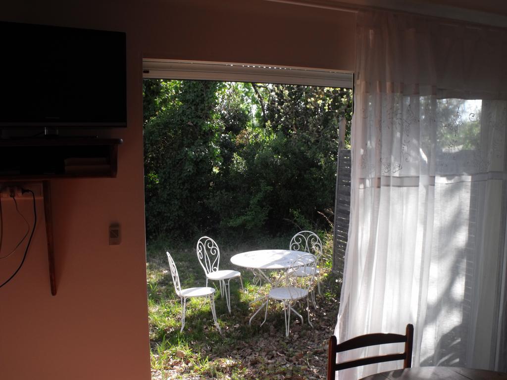 Domaine De La Marseillaise Apartman La Crau Szoba fotó